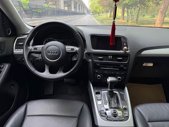 Audi Q5 2013 45 TFSI quattro Sport — фото 5