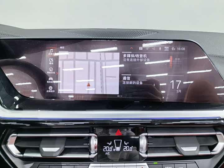 BMW Z4 2022 s Drive 25i M — фото 17