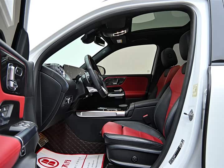 Mercedes-Benz GLB 2023 AMG GLB 35 4 MATIC — фото 11