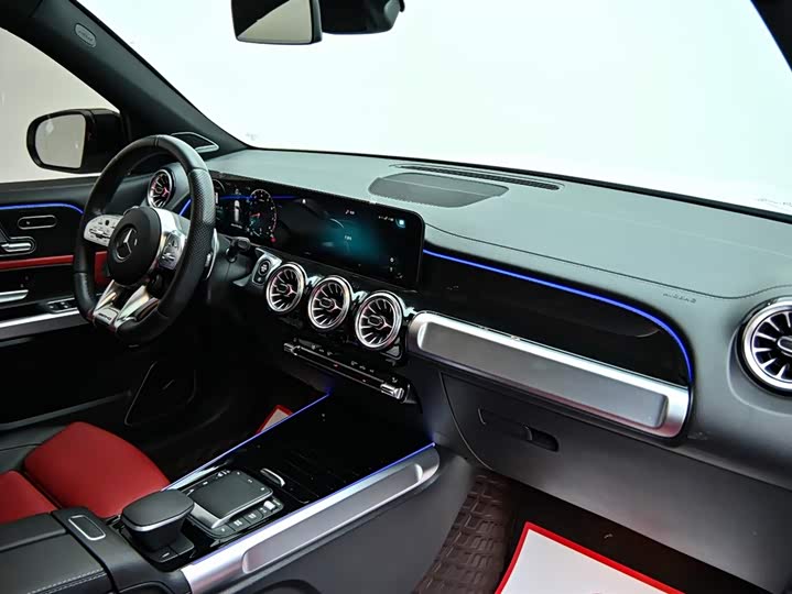 Mercedes-Benz GLB 2023 AMG GLB 35 4 MATIC — фото 15