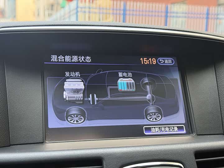 Infiniti Q70 2015 Q 70 L 3.5 L Hybrid — фото 22