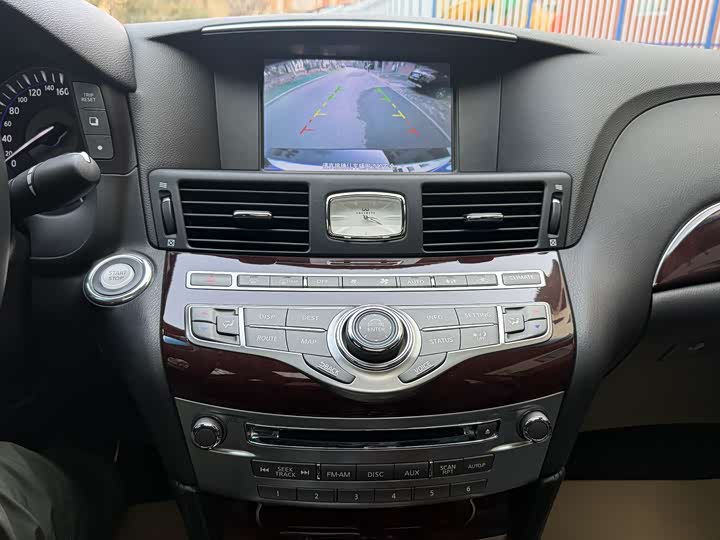 Infiniti Q70 2015 Q 70 L 3.5 L Hybrid — фото 20