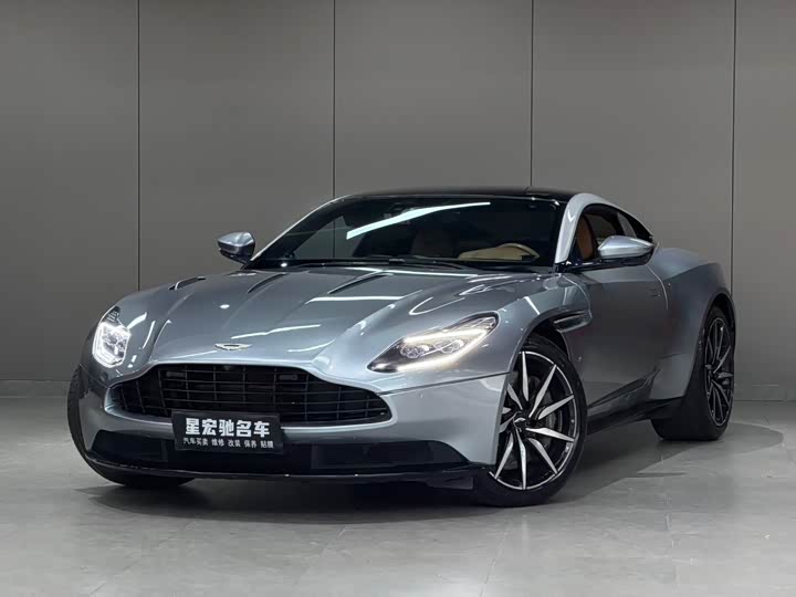 Aston Martin DB 11 2016 5.2 T — фото 1