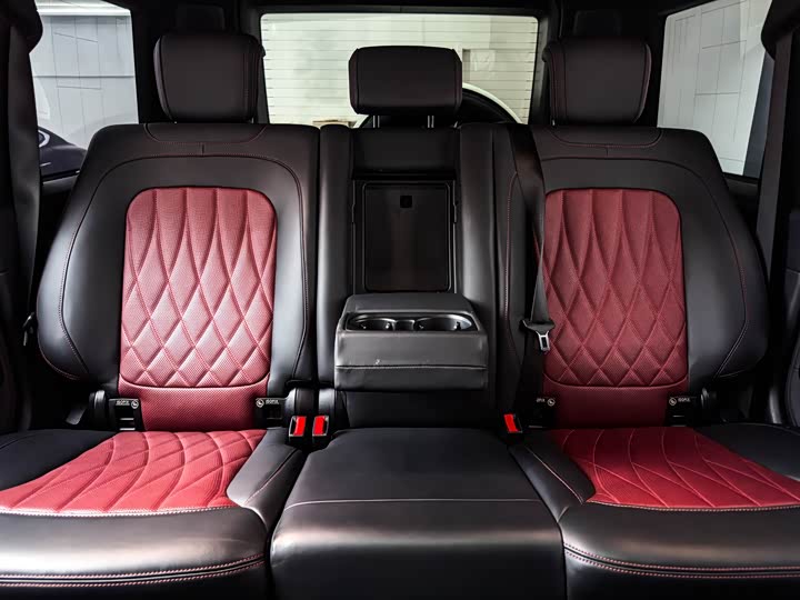 Mercedes-Benz G-Class 2024 G 500 — фото 23