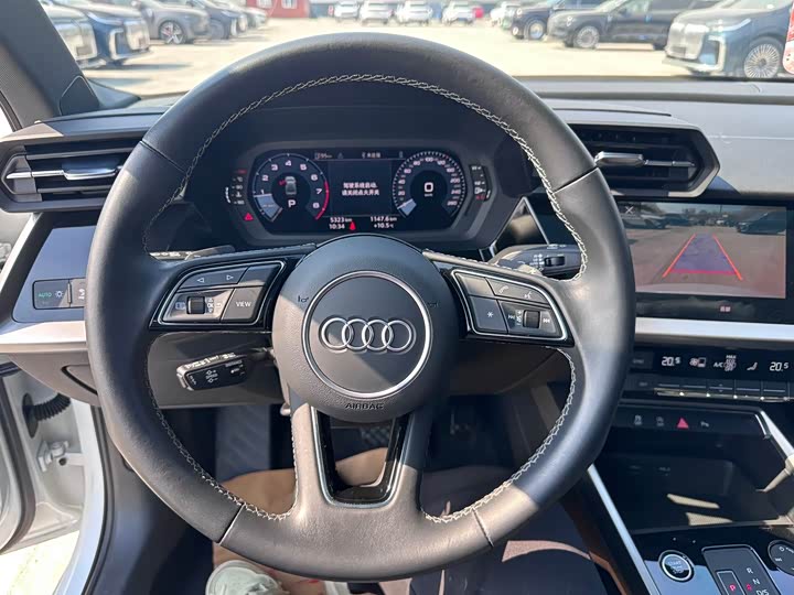 Audi A3 2023 A 3 L Limousine 35 TFSI Sport — фото 8
