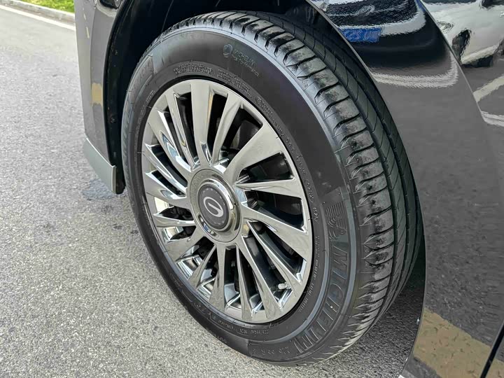 Trumpchi M8 2024 400 T — фото 7