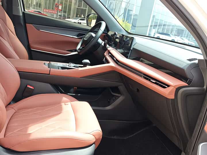 Changan CS75 PLUS 2024 1.5 T — фото 4