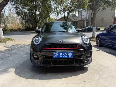 MINI Hatch — фото 18
