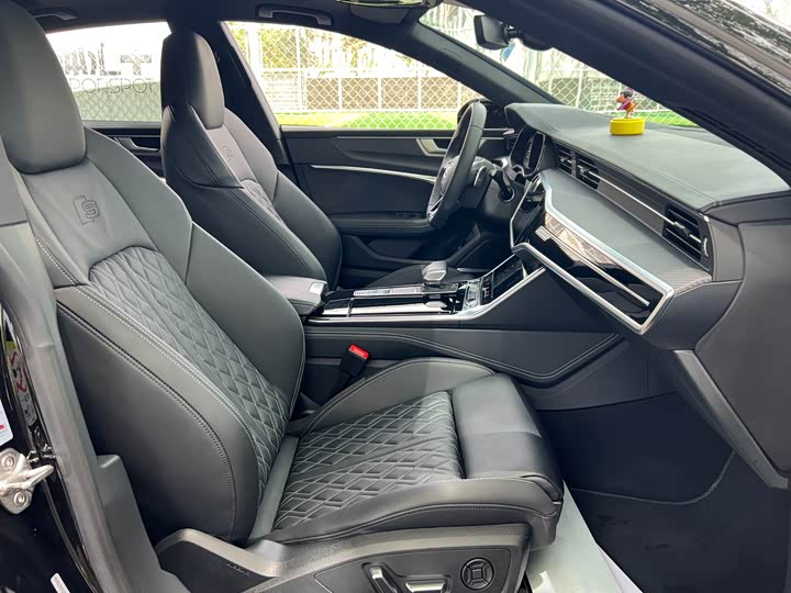 Audi A7 2024 55 TFSI quattro — фото 12