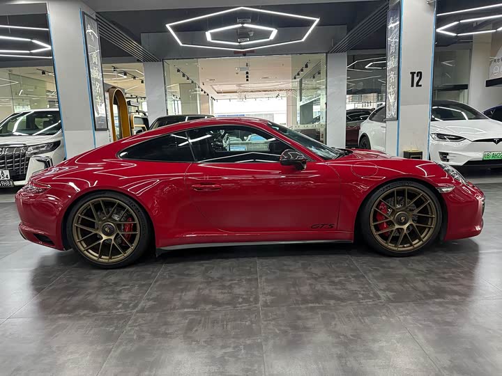 Porsche 911 2017 Carrera GTS 3.0 T — фото 5