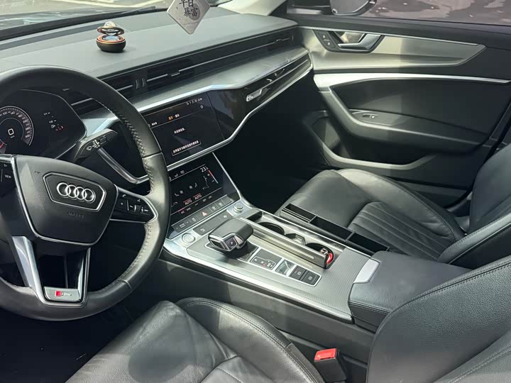 Audi A6L 2019 40 TFSI — фото 4