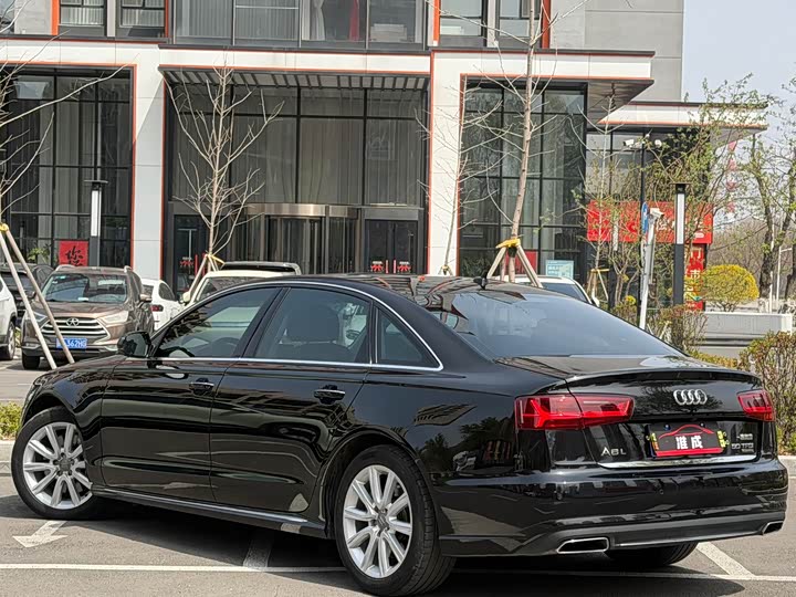 Audi A6L 2016 50 TFSI quattro Luxury — фото 4