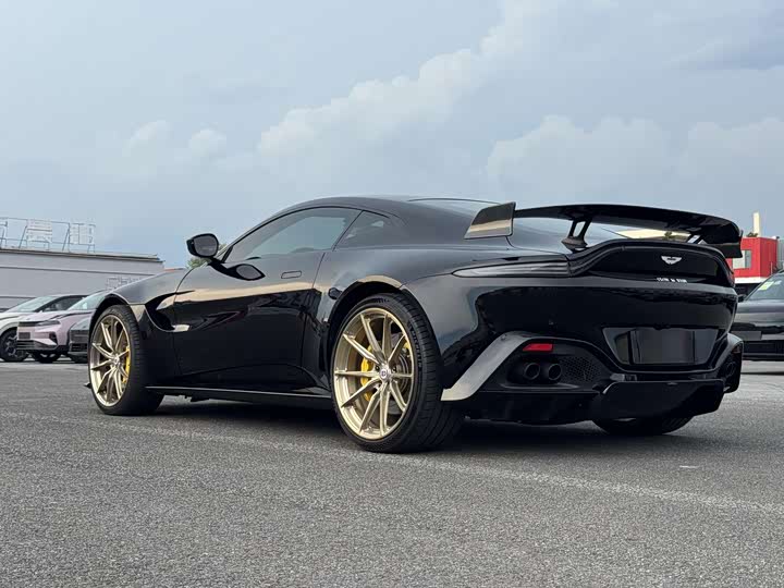 Aston Martin V8 Vantage 2020 4.0 T V 8 Coupe — фото 2