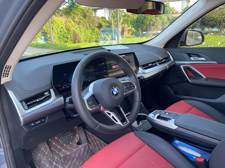 BMW X1 2024 s Drive 25 Li M — фото 18