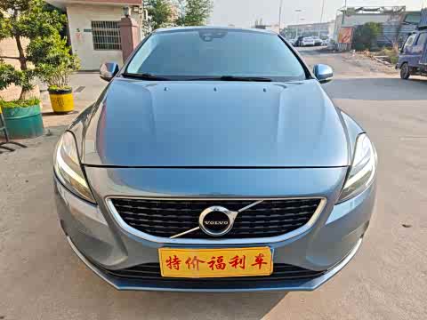 Volvo V40 2017 T 3 — фото 14