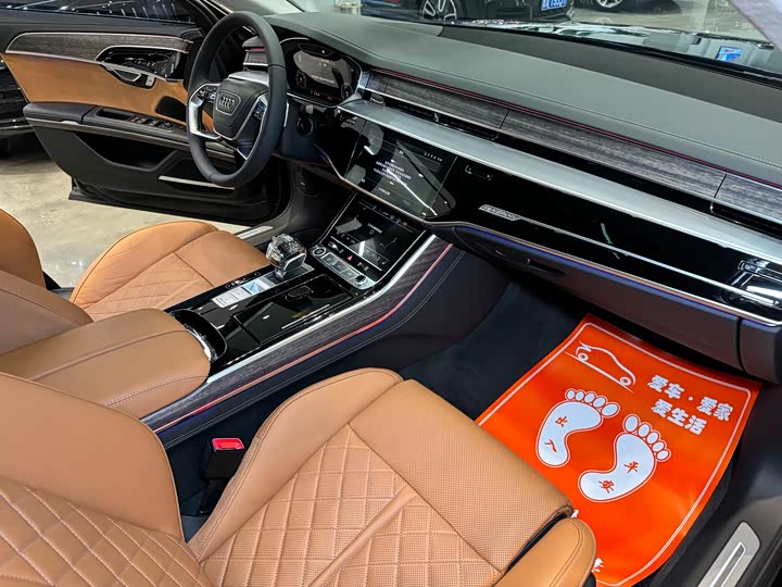 Audi A8 2024 A 8 L 55 TFSI quattro Flagship — фото 13