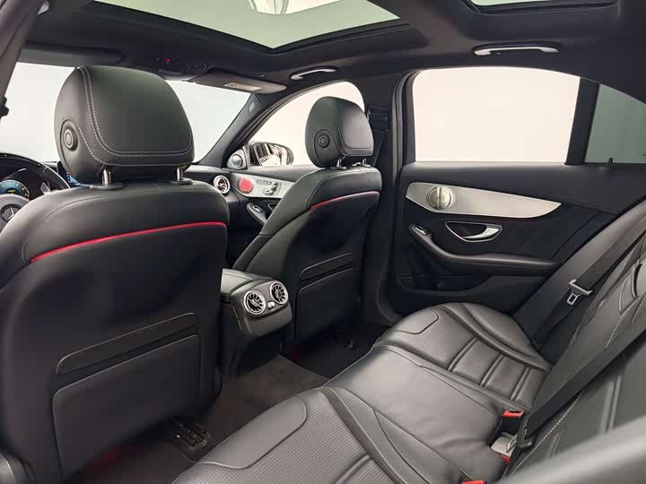 Mercedes-Benz C-Class 2019 AMG C 63 — фото 18