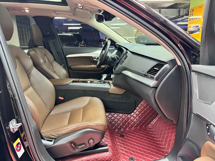 Volvo XC90 2019 T 5 7 VI — фото 20