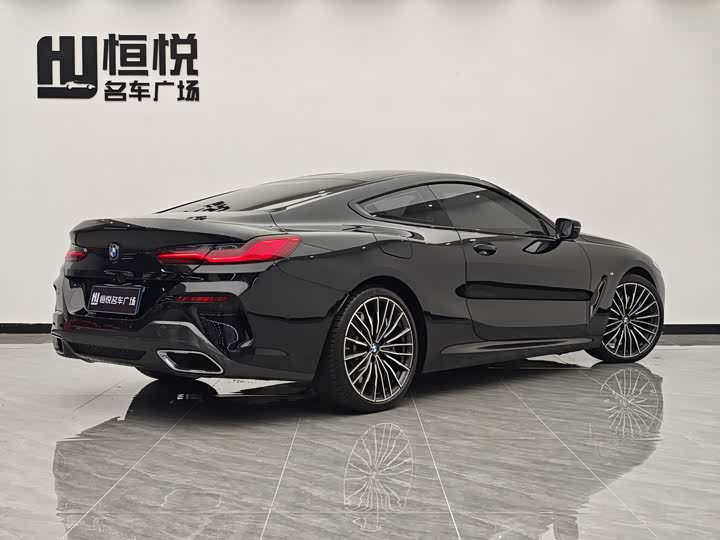 BMW 8-Series 2019 840i M — фото 3