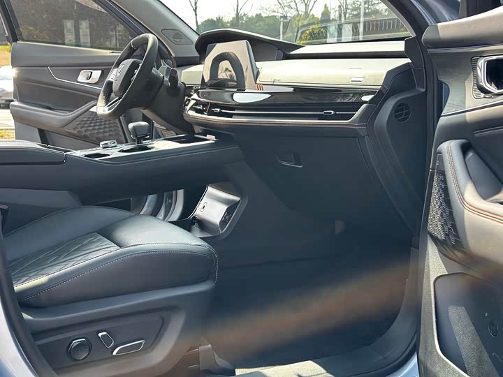 Changan UNI-K 2021 2.0 T Premium — фото 11