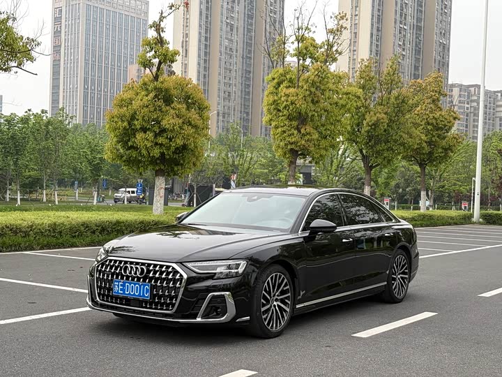 Audi A8 2023 A 8 L 50 TFSI quattro — фото 1
