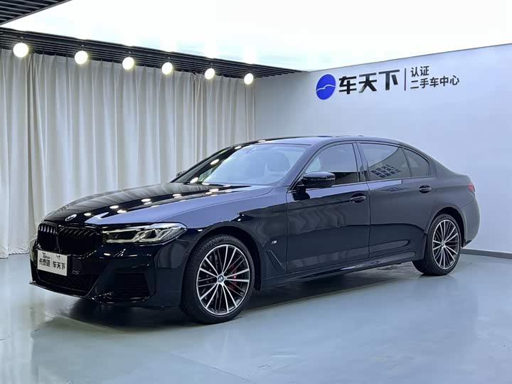 BMW 5-Series 2022 530 Li Leading M — фото 1