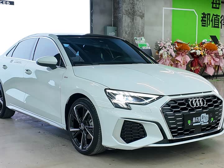 Audi A3 2021 A 3 L Limousine 35 TFSI Sport — фото 3