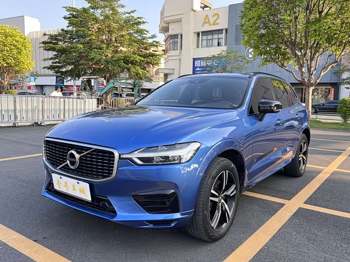Volvo XC60 2020 T 5 4 WD — фото 1