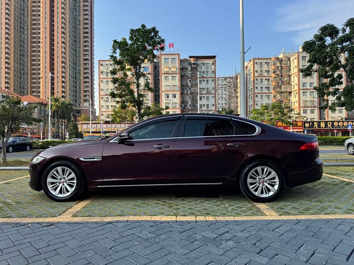 Jaguar XFL 2017 XFL 2.0 T 240 PS — фото 7
