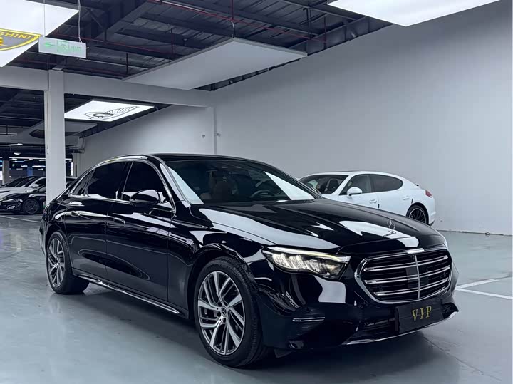 Mercedes-Benz E-Class 2024 E 300 L — фото 3