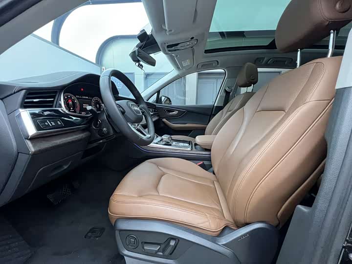 Audi Q7 2023 45 TFSI quattro S line Sport — фото 11