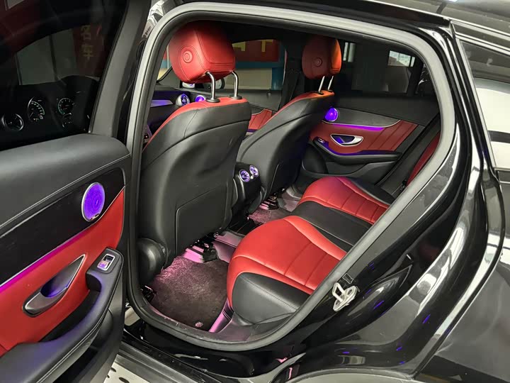 Mercedes-Benz GLC 2022 GLC 300 4 MATIC SUV — фото 7