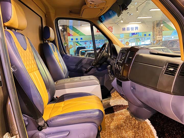 Mercedes-Benz Sprinter 2016 3.5 L AT — фото 12