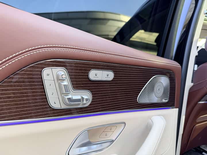 Maybach GLS 2021 GLS 480 4 MATIC — фото 8