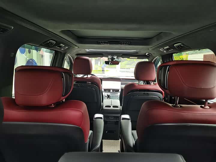 Trumpchi M8 2025 Hybrid — фото 13