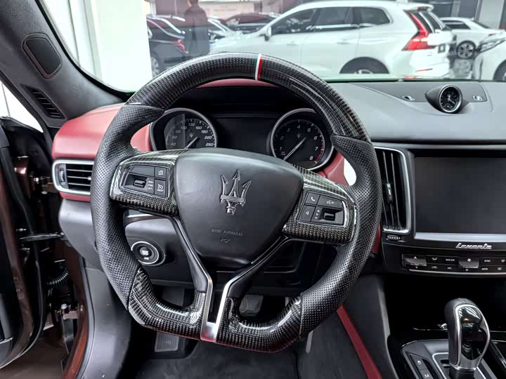 Maserati Levante 2016 3.0 T Standard — фото 8