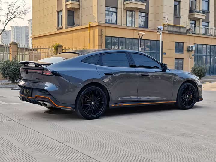 Changan UNI-V 2025 2.0 T — фото 15