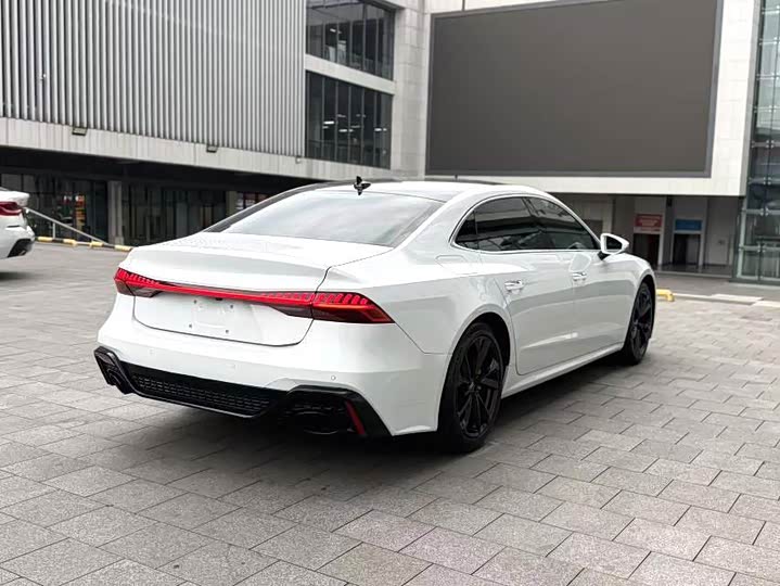 Audi A7L 2022 45 TFSI S-line — фото 8