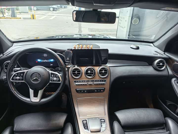 Mercedes-Benz GLC 2020 GLC 260 L 4 MATIC Luxury — фото 7