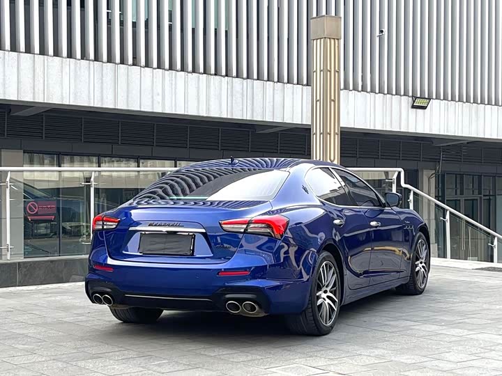 Maserati Ghibli 2021 3.0 T Gran Sport — фото 8