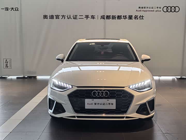Audi A4L 2020 40 TFSI — фото 2