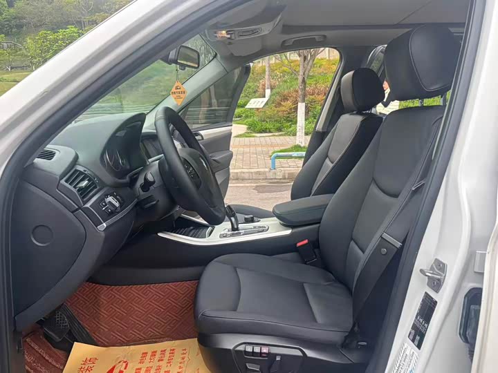 BMW X3 2016 s Drive 20i — фото 9