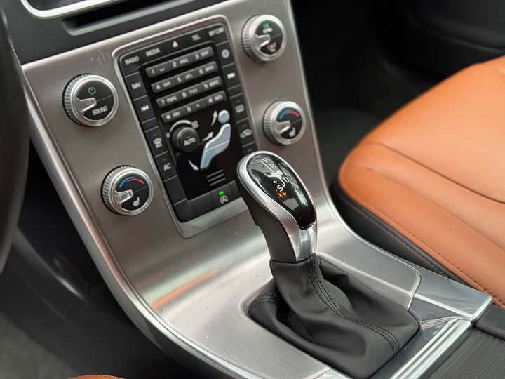 Volvo S60 2017 S 60 L T 4 — фото 14