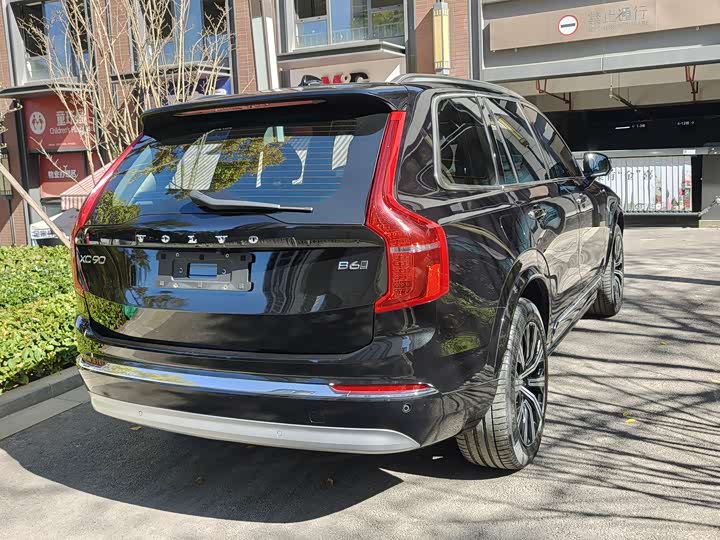 Volvo XC90 2022 B 6 7 — фото 4