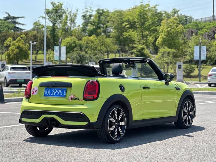 MINI Cabrio — фото 18