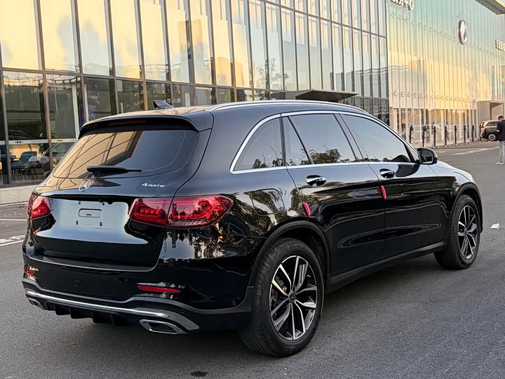 Mercedes-Benz GLC 260 L 4MATIC люкс — фото 17