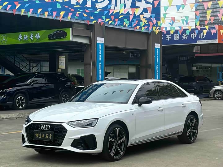 Audi A4L 2024 40 TFSI — фото 1