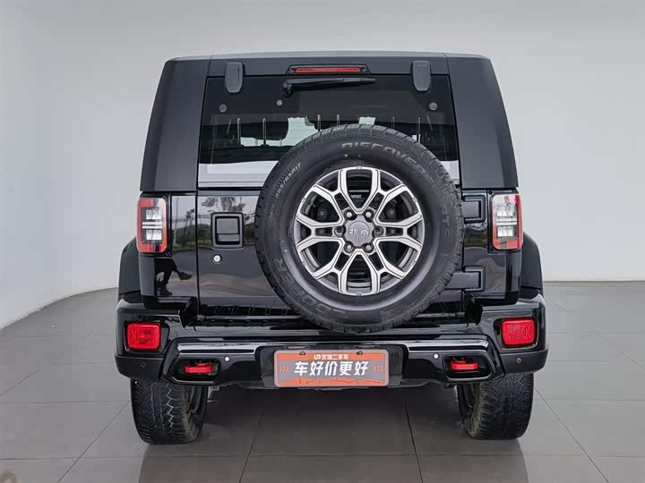 BAIC BJ 40 2023 2.0 T AT 4 WD — фото 4