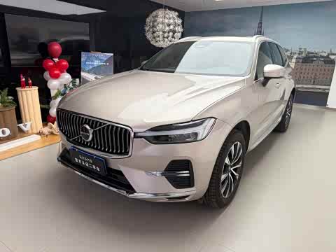 Volvo XC60 2025 B 5 4 WD — фото 15