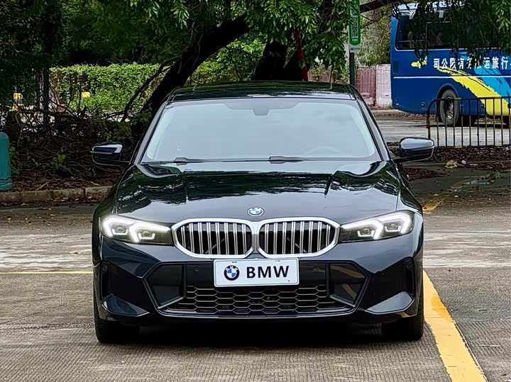 BMW 3 Series 320Li M спортпакет — фото 2